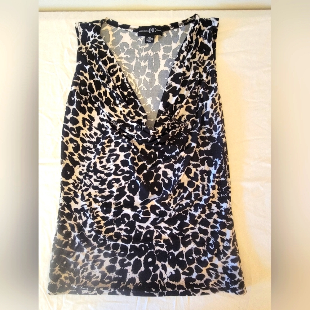 Vintage 2000s Scoop Neck Animal Print Top